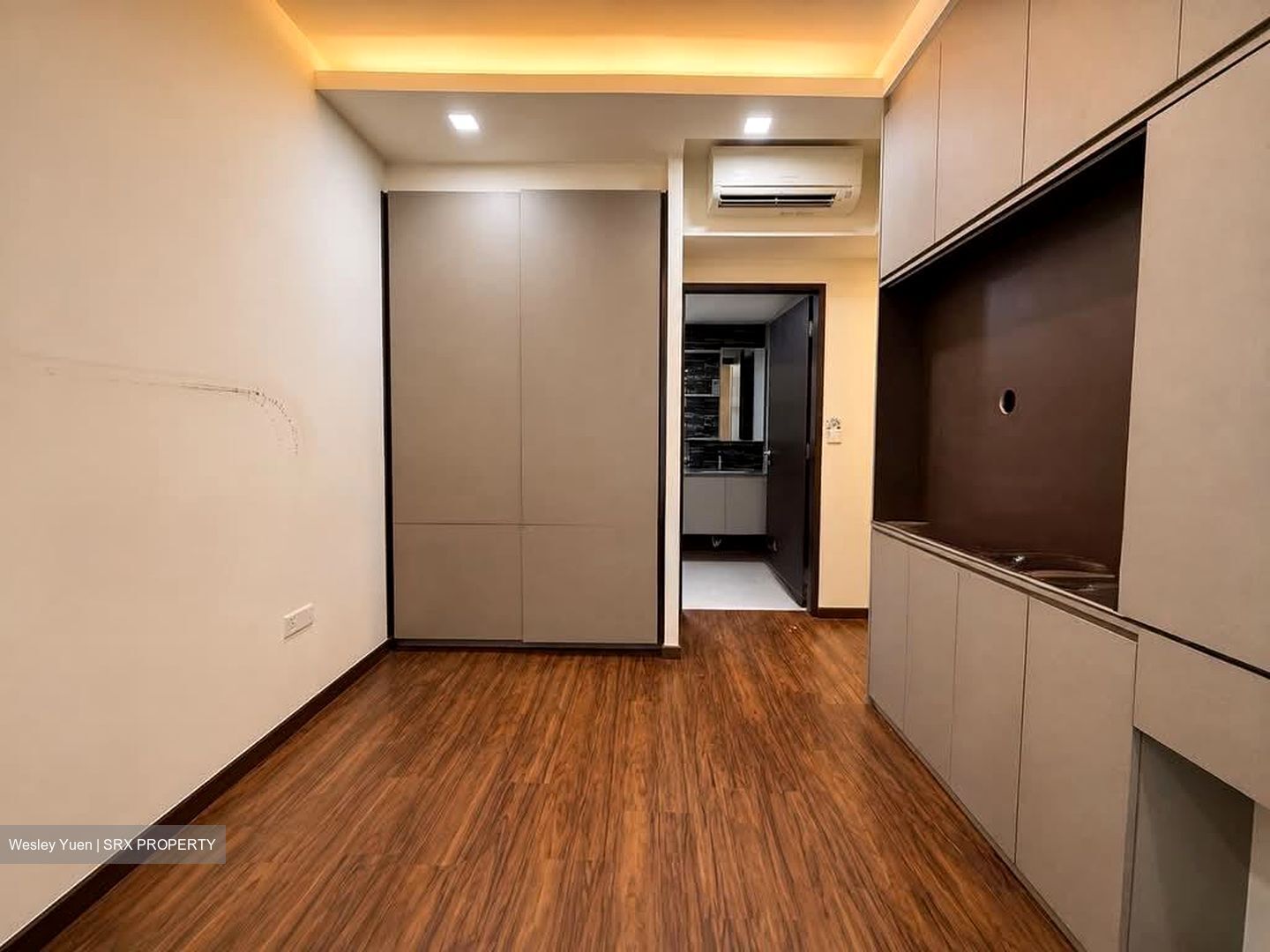 The Brownstone (D27), Condominium #599485911